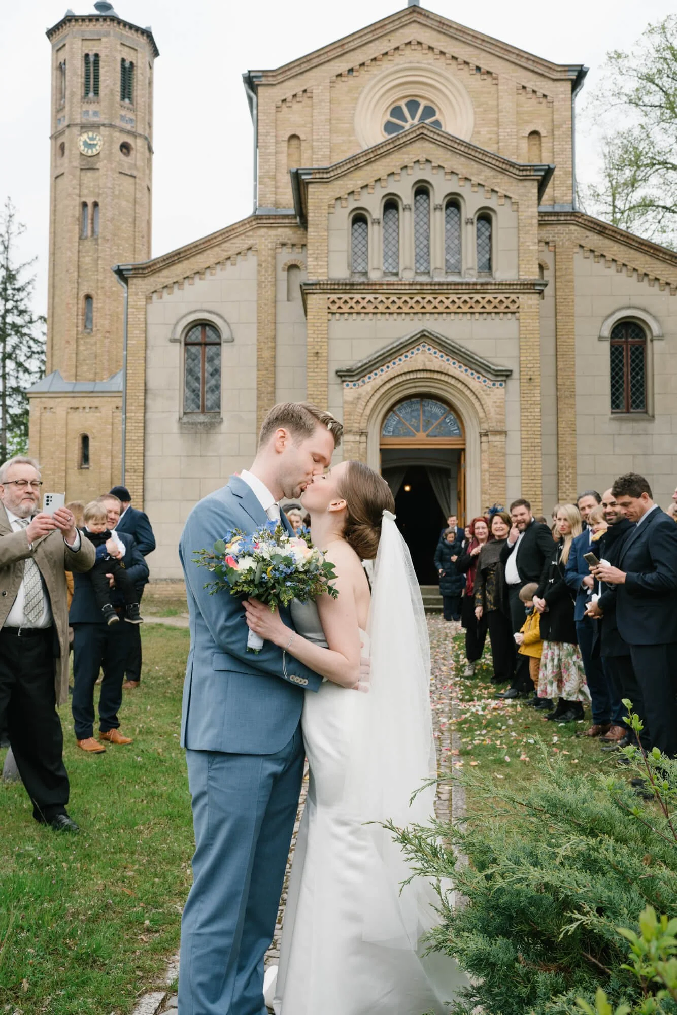 Wedding-photography-Potsdam-Dorfkirche-Caputh-52.jpg