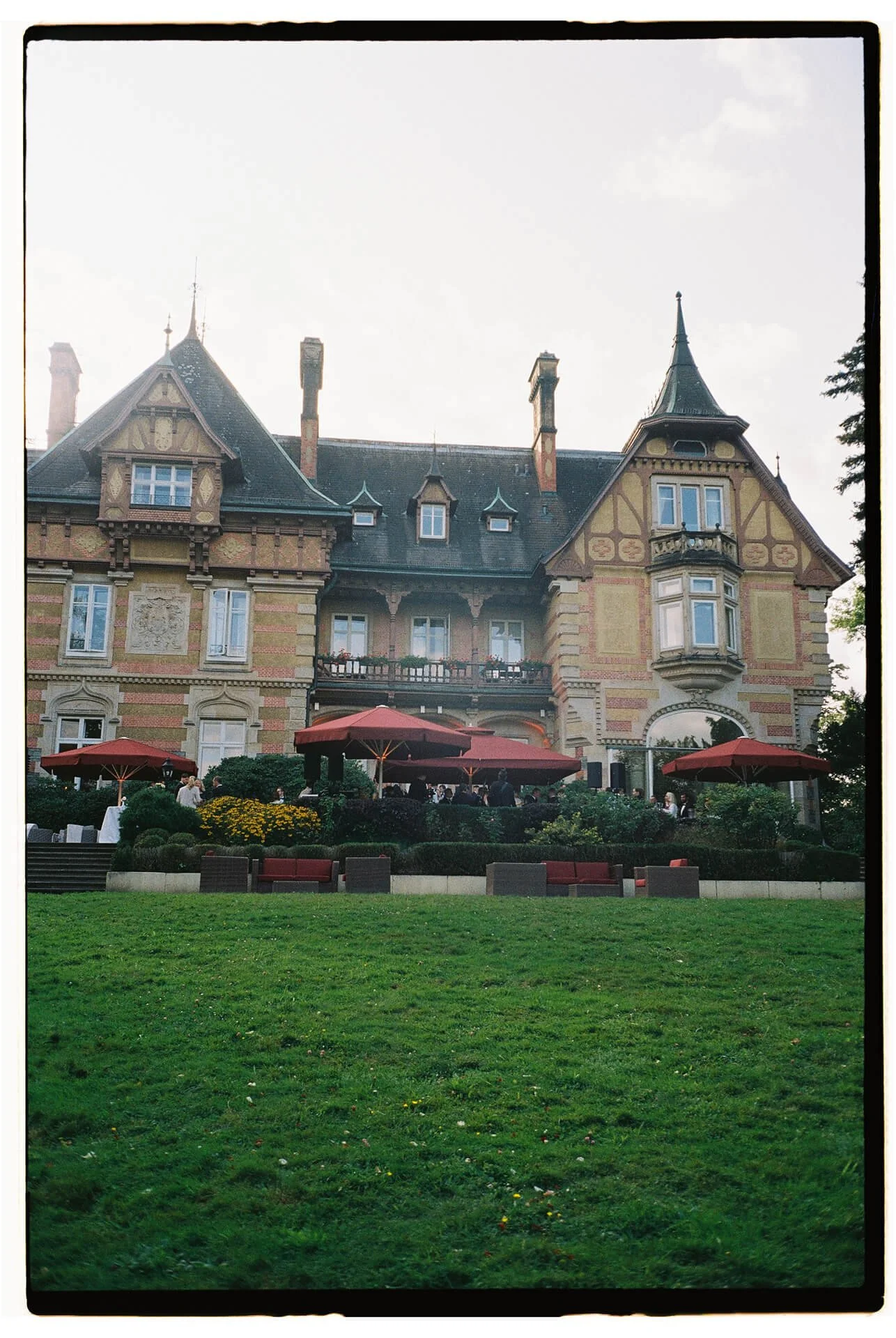 villa-rothschild-frankfurt-wedding-innazaytsevacom-4.jpg