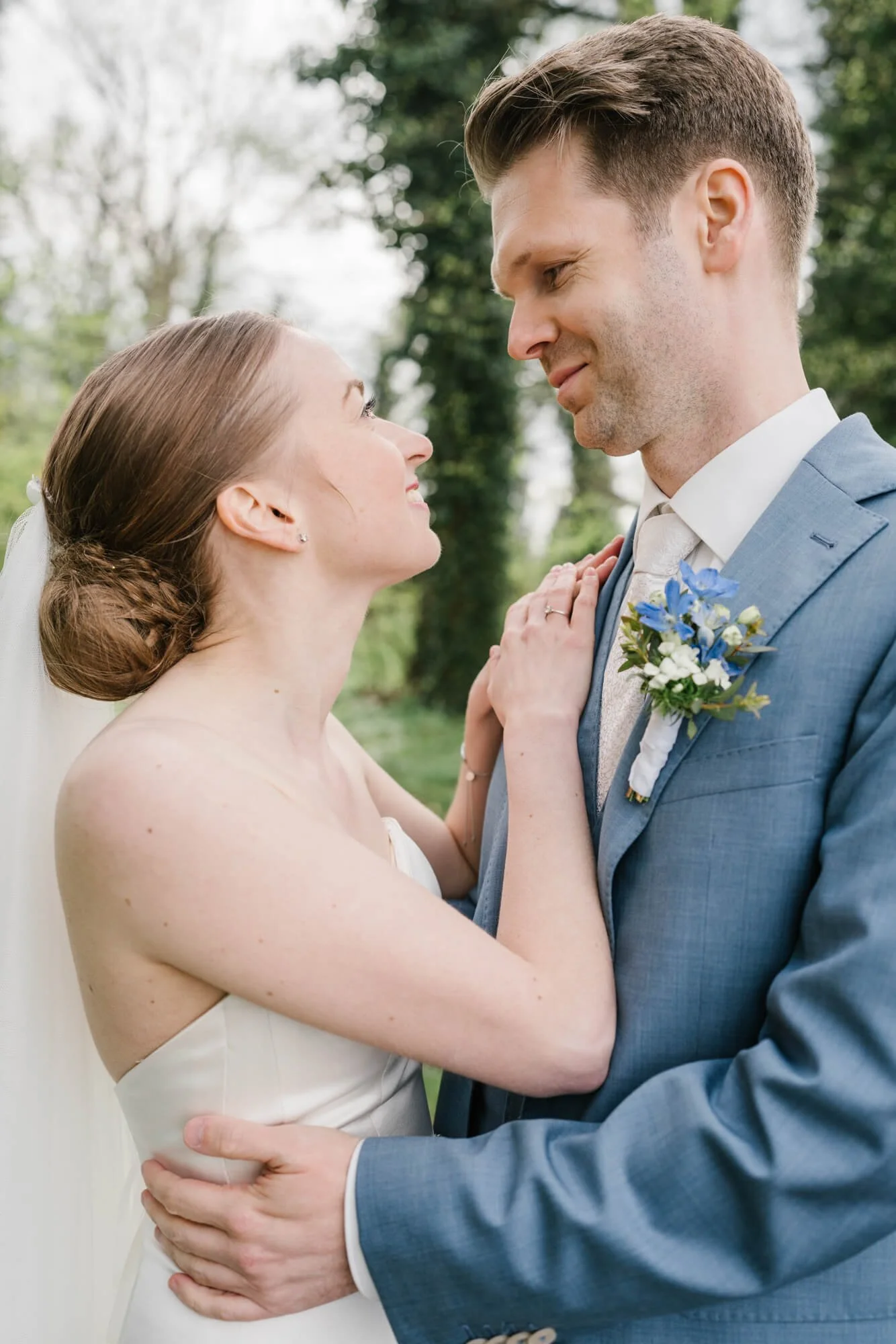 wedding couple looking to each other