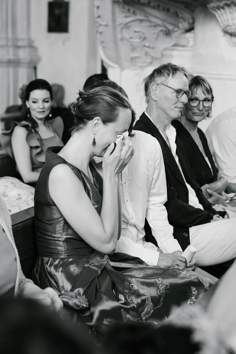 Guests are crying during the wedding ceremony in Munich