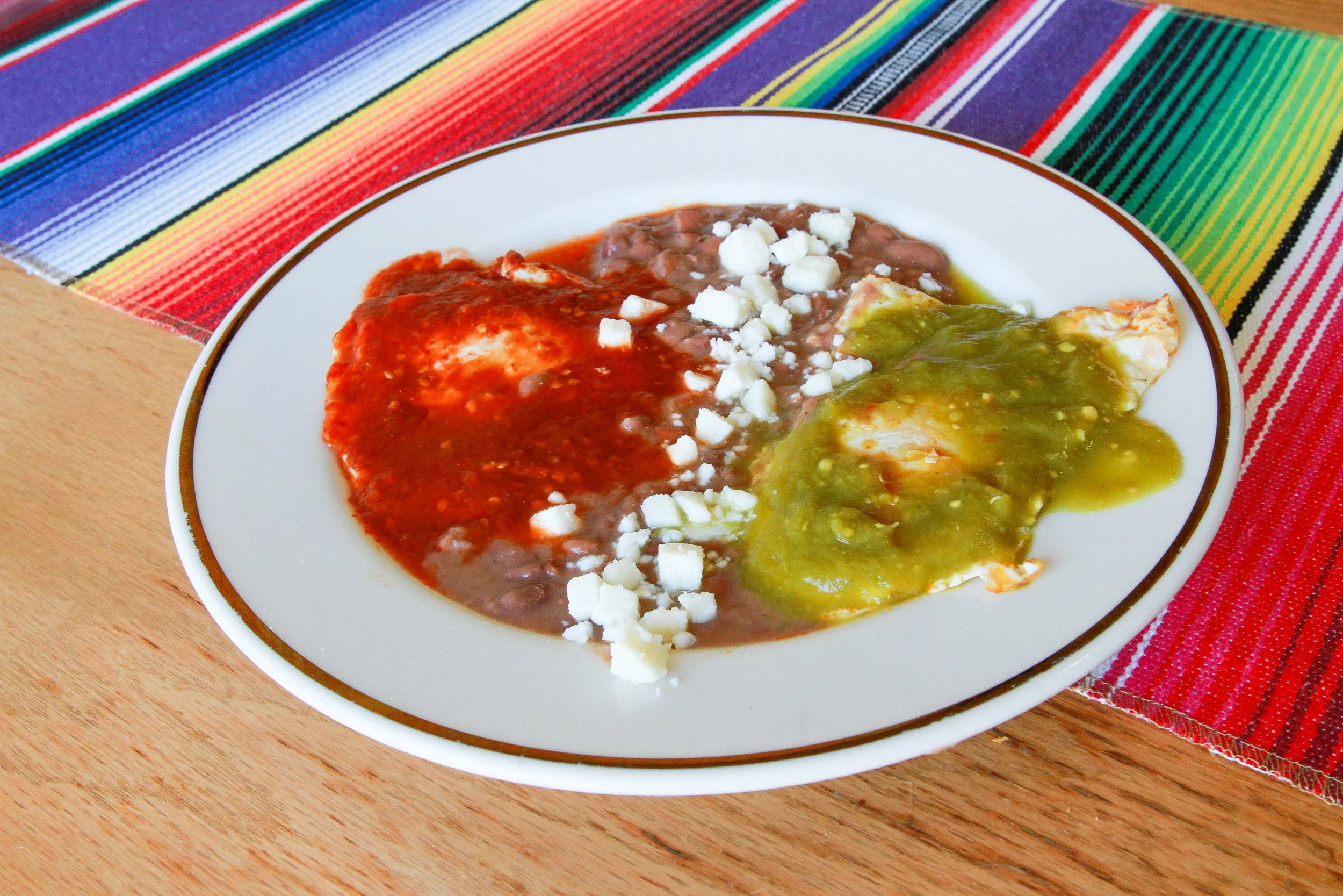 Huevos Divorciados