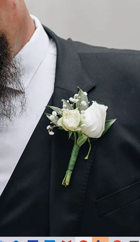 Boutonniere.JPG