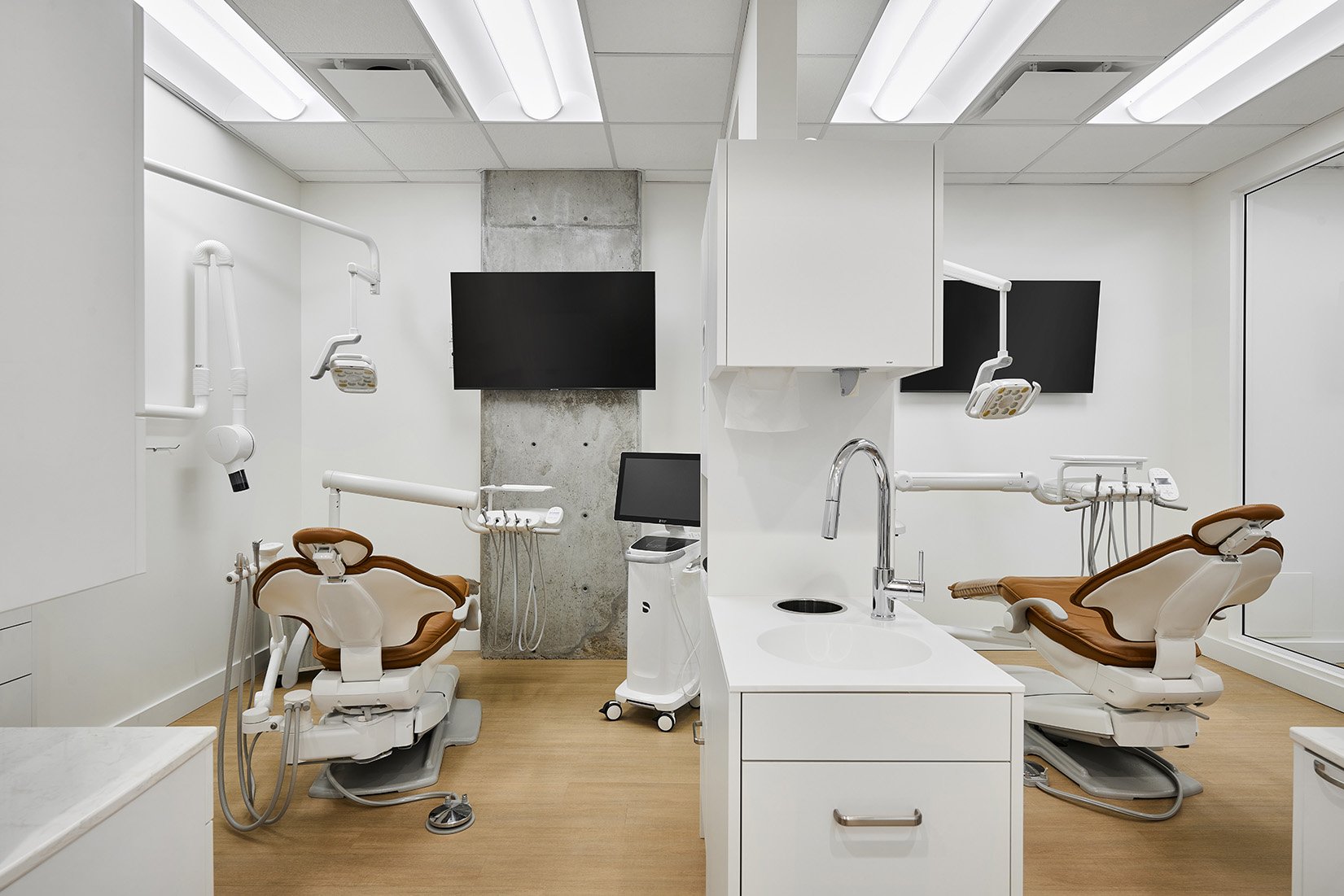 21101 - Viva Dental01088.jpg