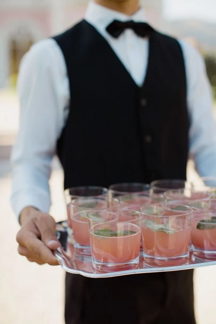 Servers / Attendants