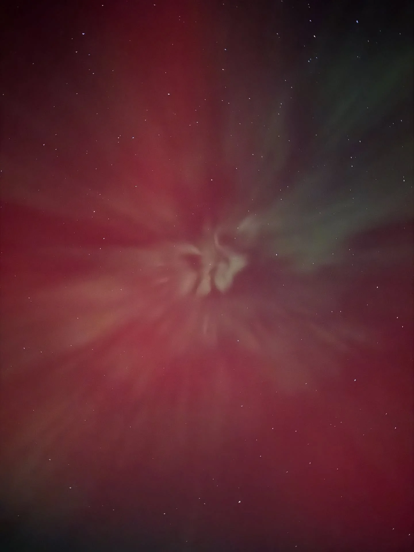 I like to wait until everyone in town has already posted 😎 
Holy magnetic fields of northern lights graced Livingston last night&mdash;one of the many reasons we are lucky to live in Montana ✨
