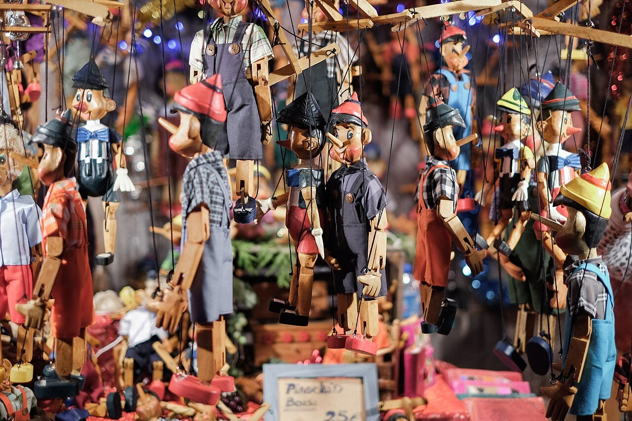 Mais_où_est_Pinocchio_(8278585435).jpg