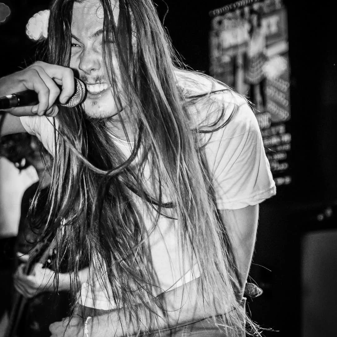 Smitty performs with Kalopsia's Core