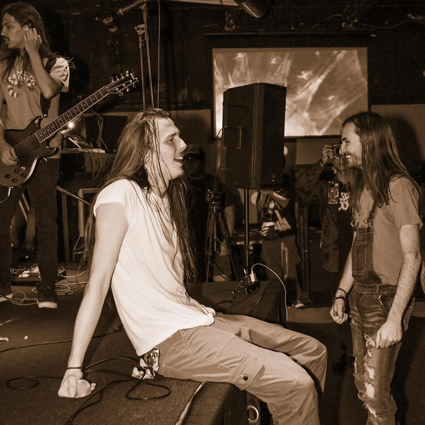 Smitty performs with Kalopsia's Core