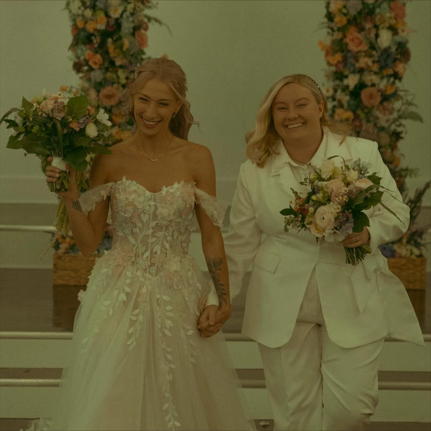 loved working with Megan and Rachel on their whimsical day 🧚🏼✨🍂