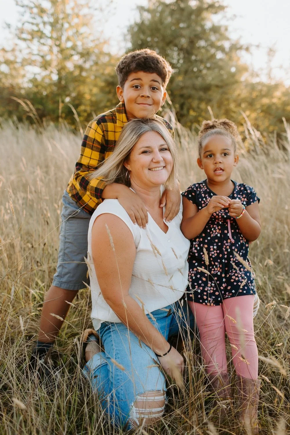 Elisa with her two children
