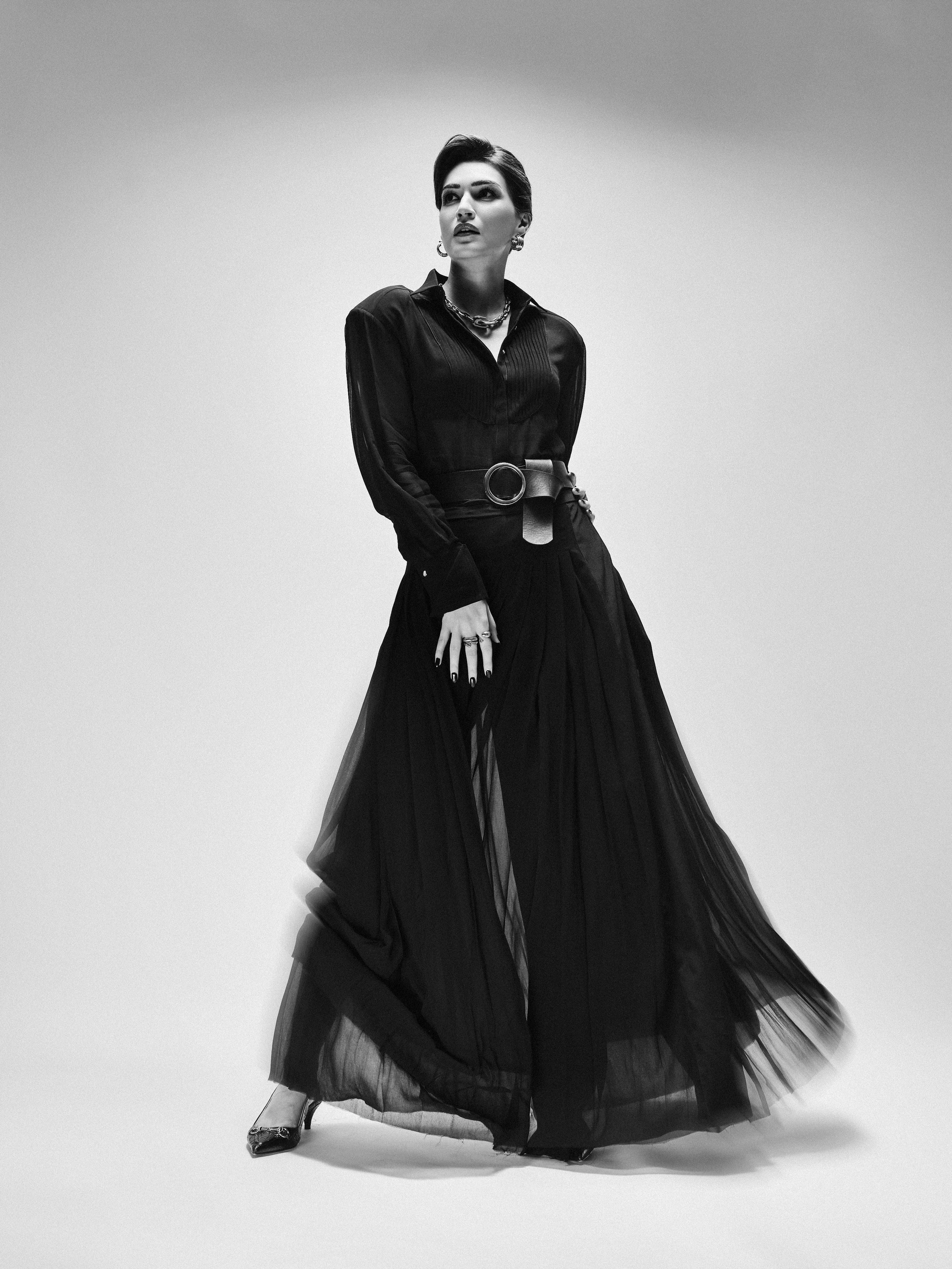 NKB_Kriti S3223bw.jpg