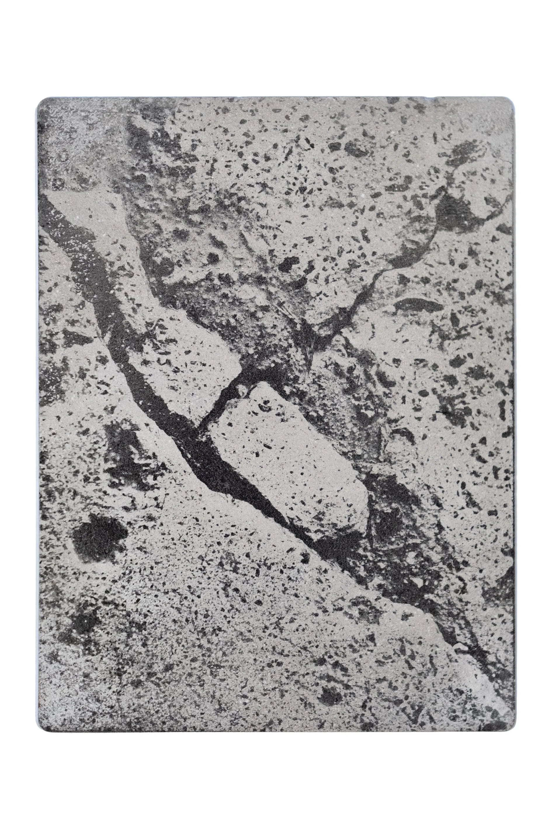 MARKS EVERY MOVE | Silver gelatin on concrete | Steel backplate | 19.5x14.5cm | Unique piece | 150€