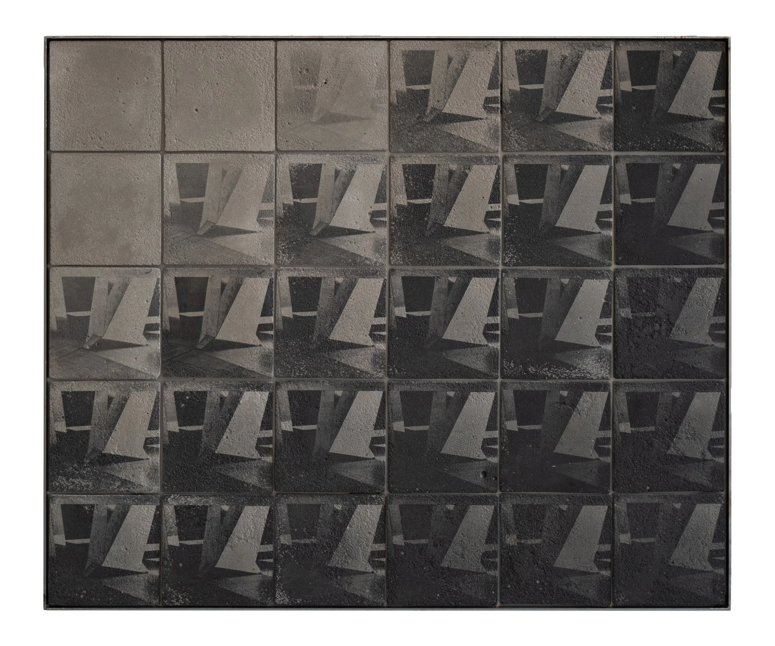 NEW DAWN FADES–exposure edition | Silver gelatin on 30 concrete tiles | Steel frame | 52x44cm | Unique piece | 1200€