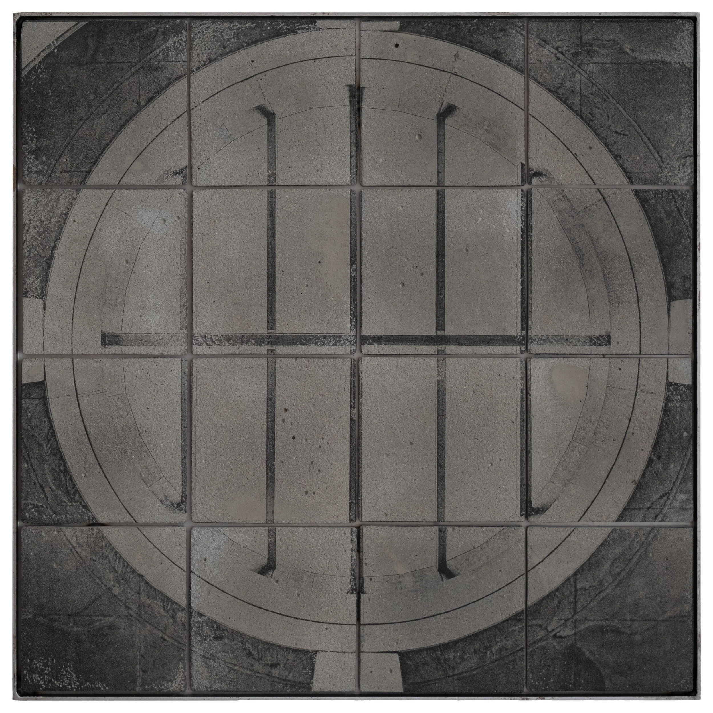 LOOKED DOWN LOW | Silver gelatin on 16 concrete tiles | Steel frame | 35x35cm | Unique piece | 950€