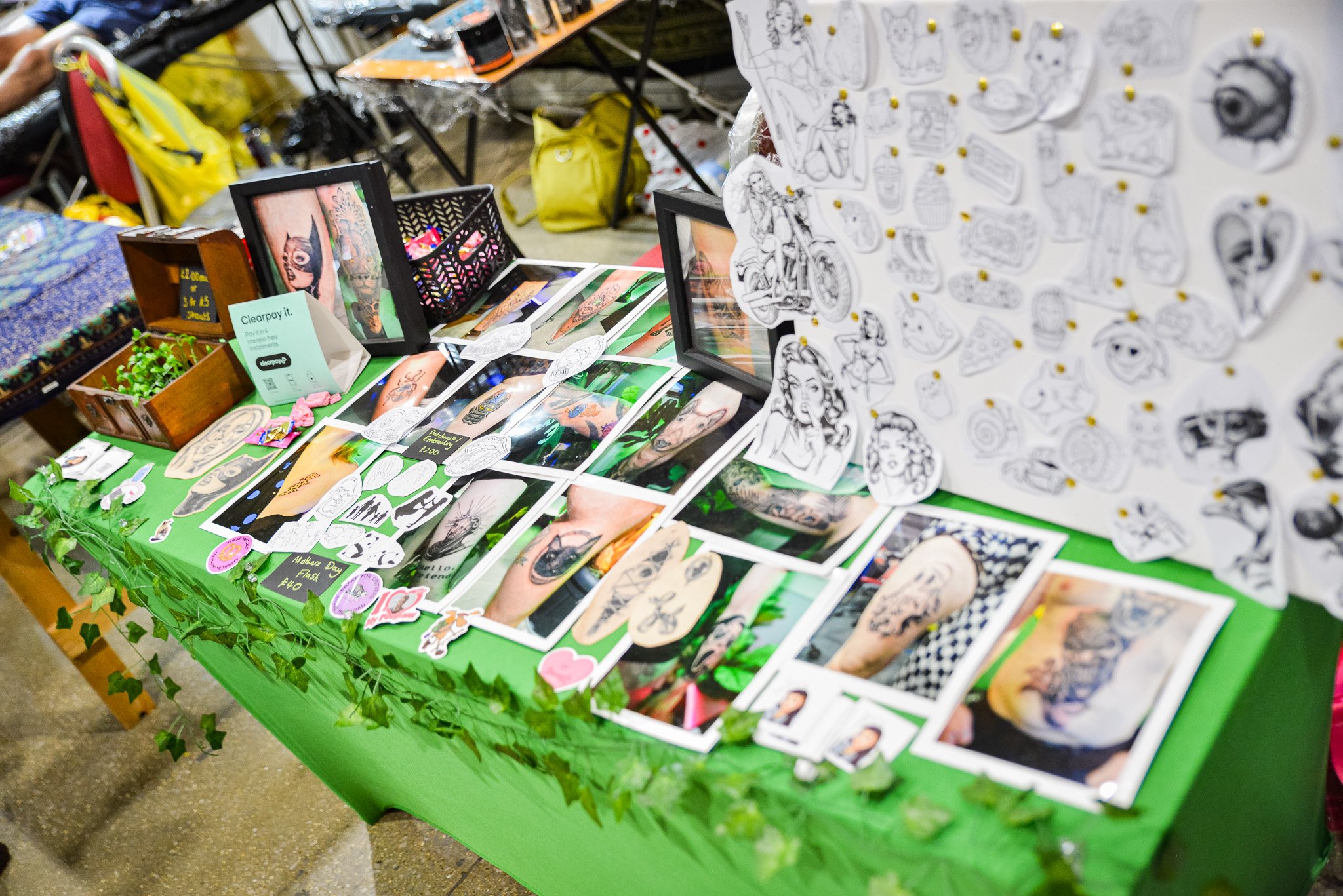 UKTF_26_Artist_Stalls_Low_Res1.jpg