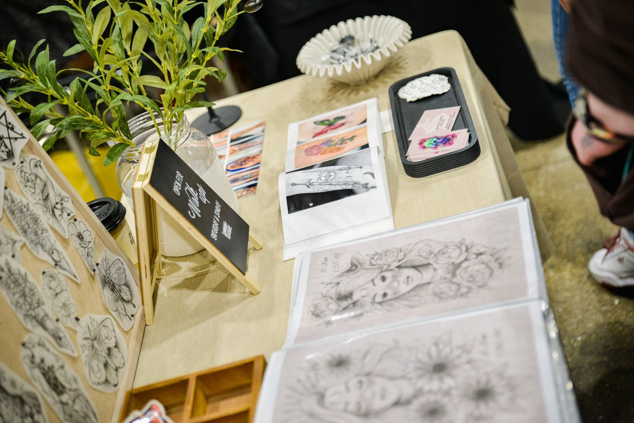 UKTF_26_Artist_Stalls_Low_Res17.jpg