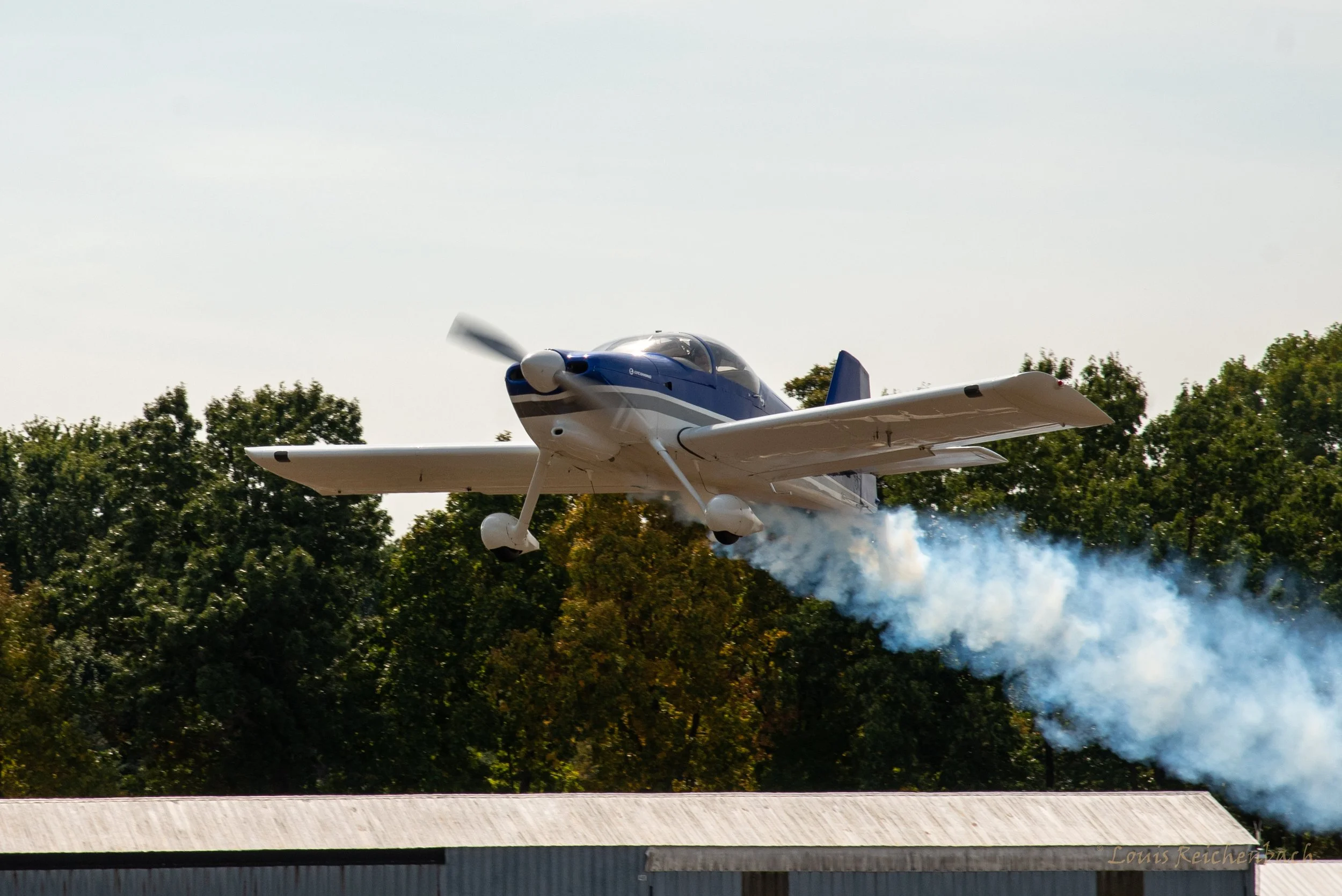 vans-low-wing_54805779116_o.jpg