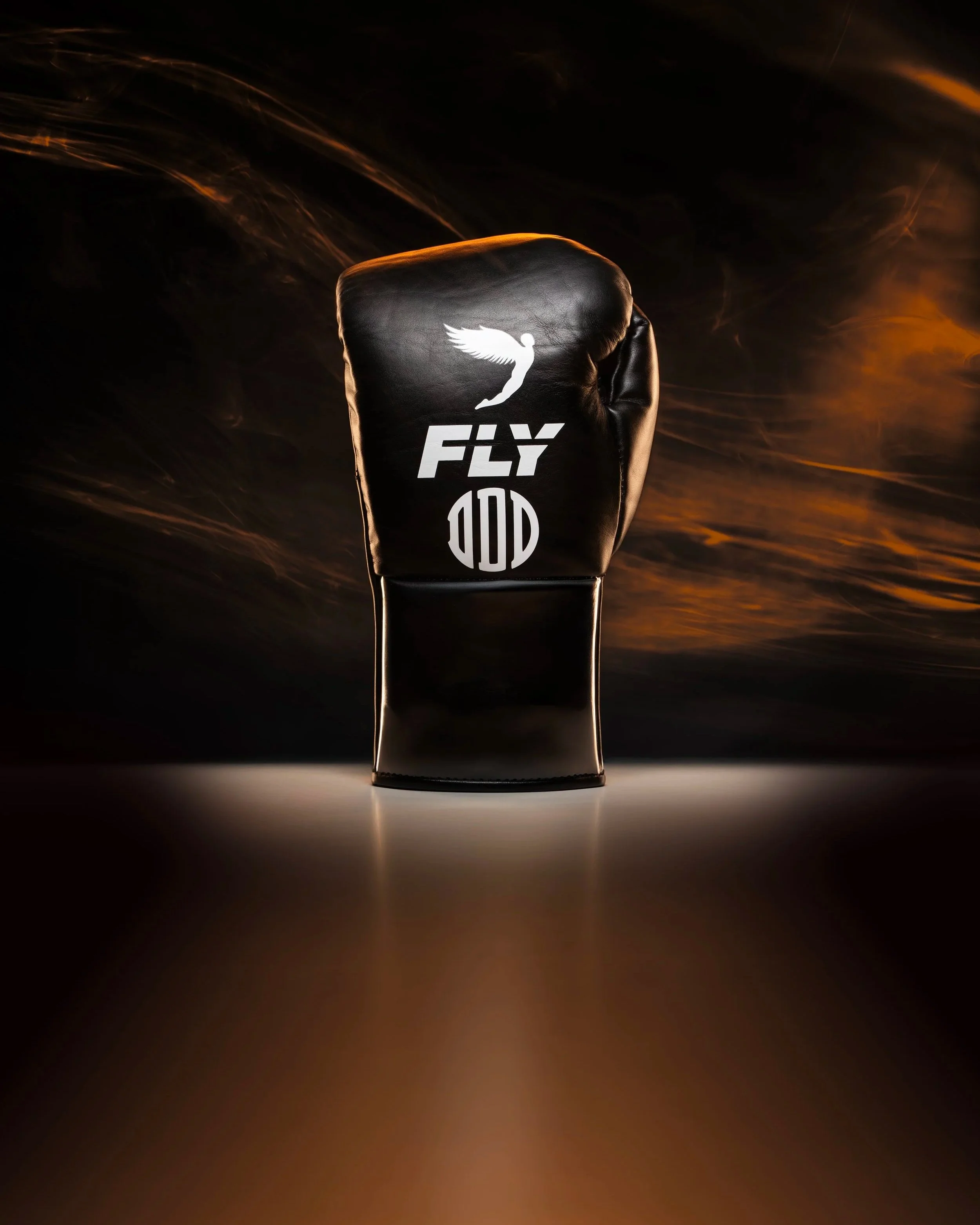FLY_2025_FIGHT_GLOVES_DANIEL_DUBOIS_BLACK_7.jpg