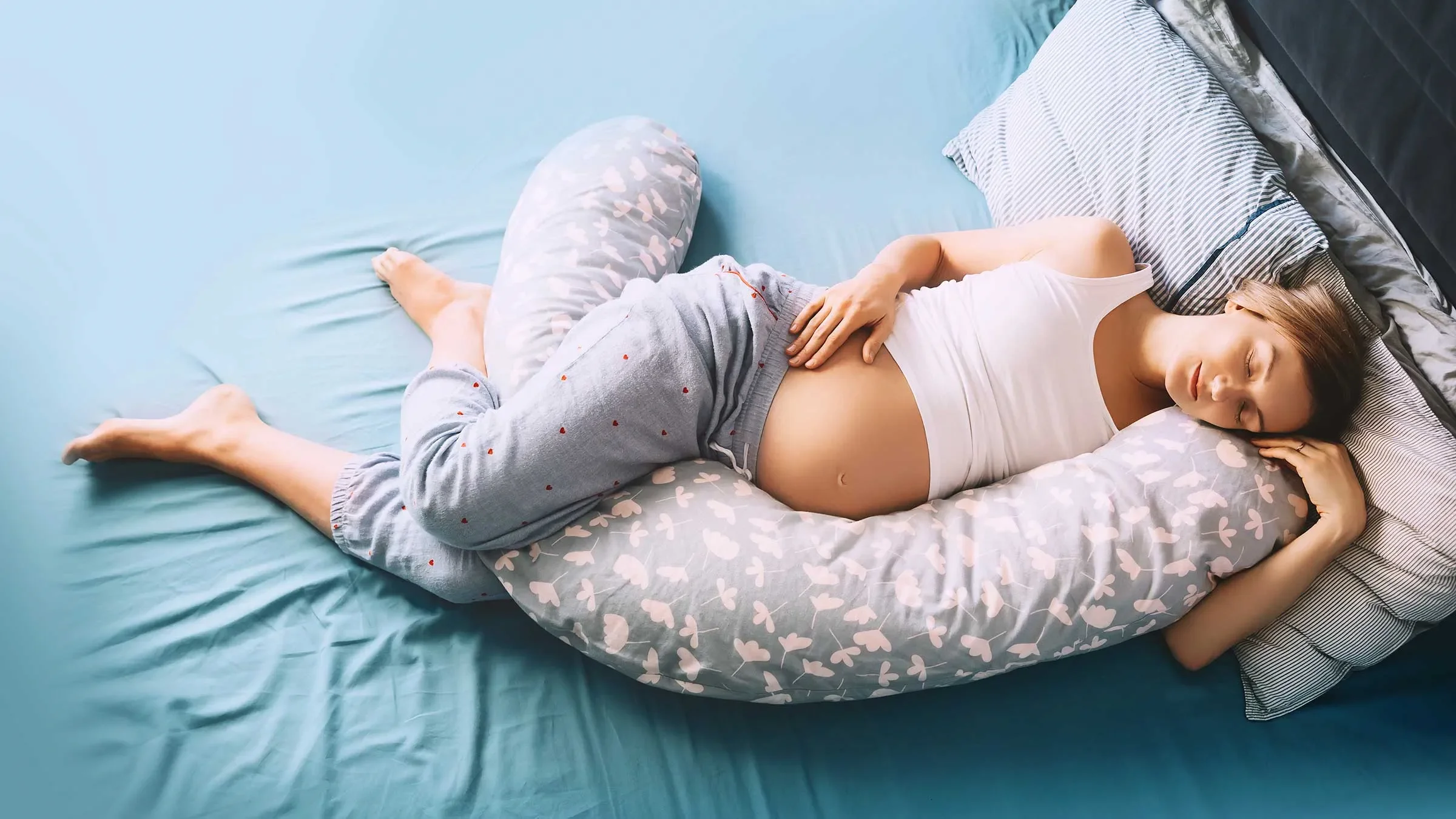 Sleeping While Pregnant: How to Finally Get Comfortable