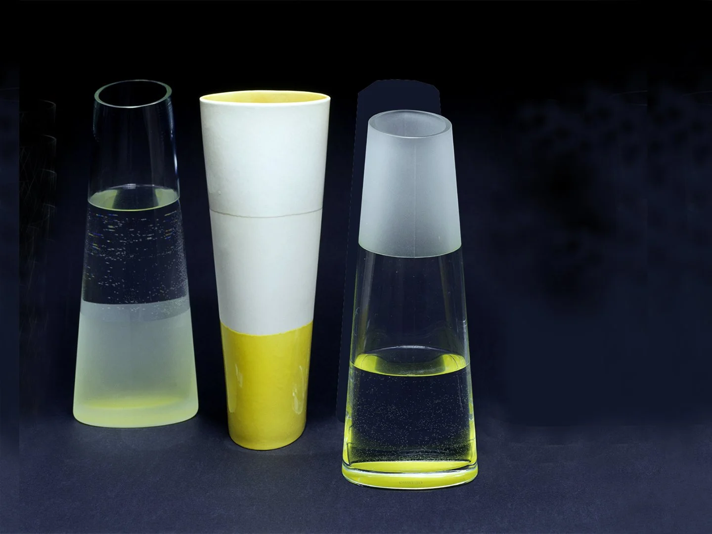 Twist_yellow_glass_porc_300_MZ.jpg