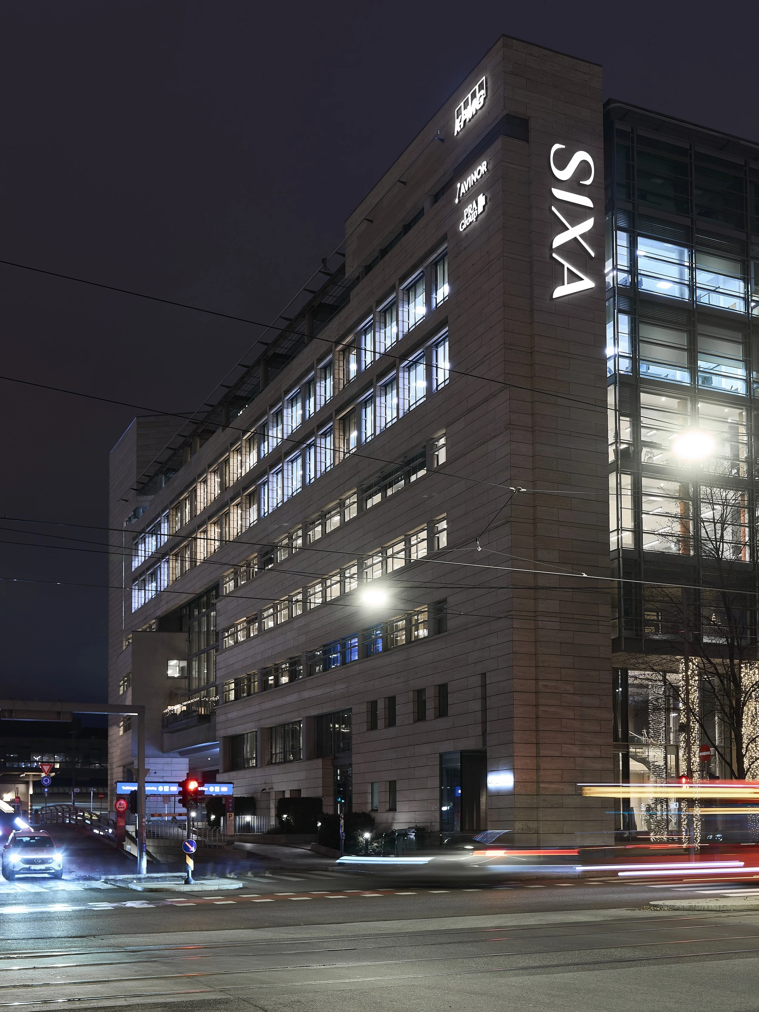 Signex 25.11.25.144.jpg