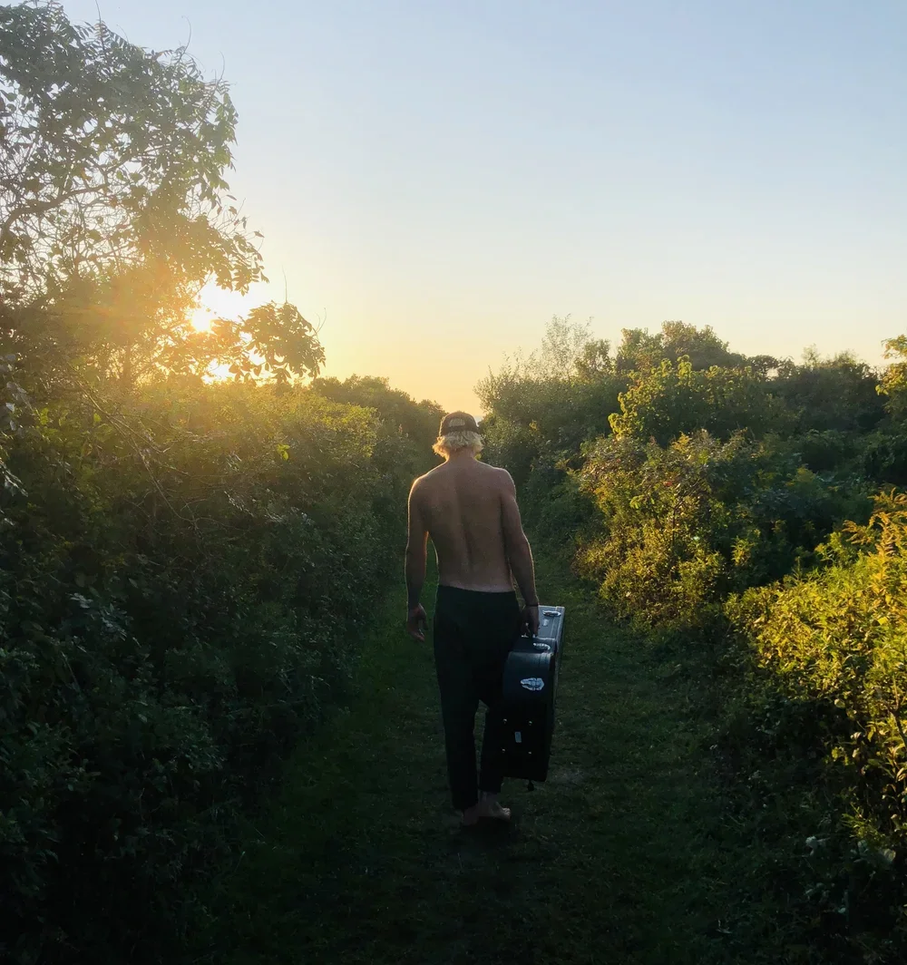 Lucas Neil & Mirabelle Skipworth