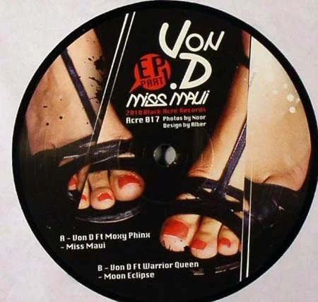 Title Miss Maui / Moon Eclipse
Artist Von D
Format Single
Release Date 04 May 10