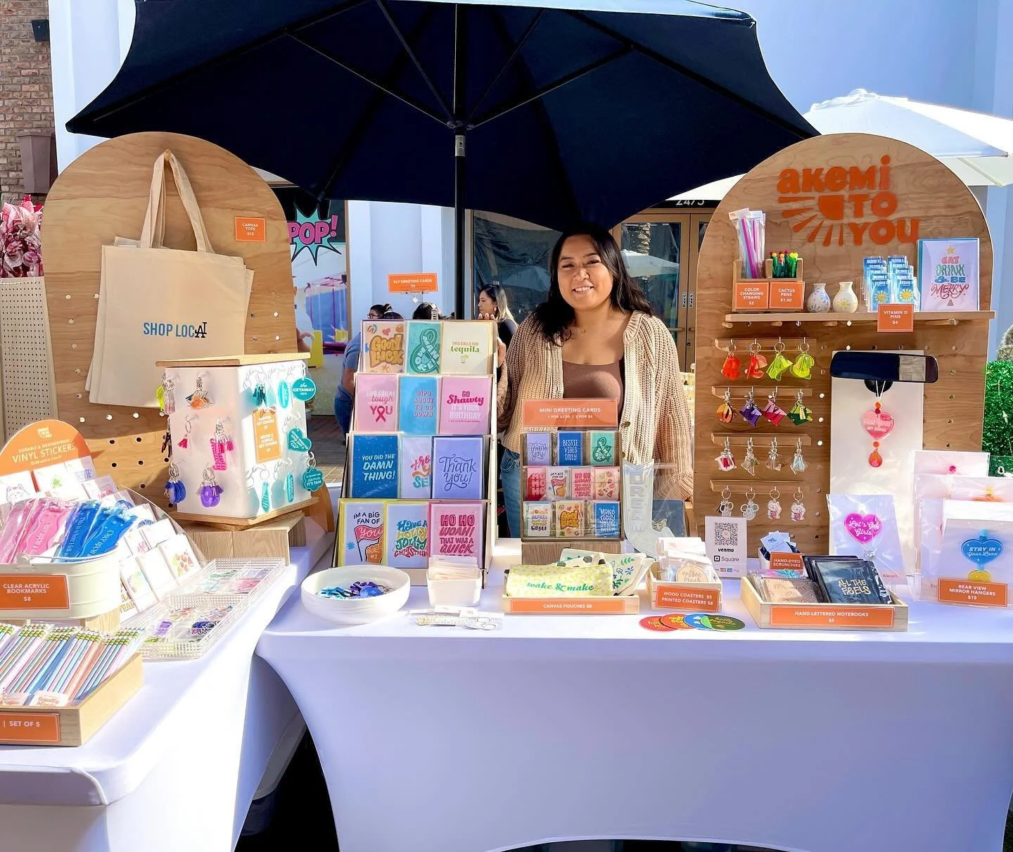 always love poppin&rsquo; up to bring akeMI TO YOU 🧡