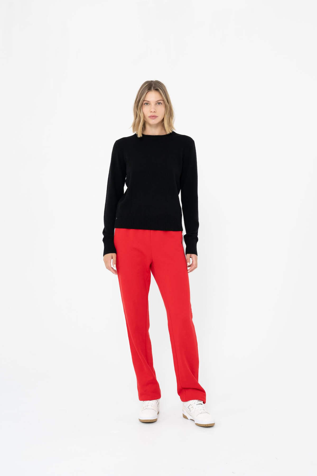 KELLY - Soft Wool Cashmere Blend Sweater - Black - Rafinesque.jpg