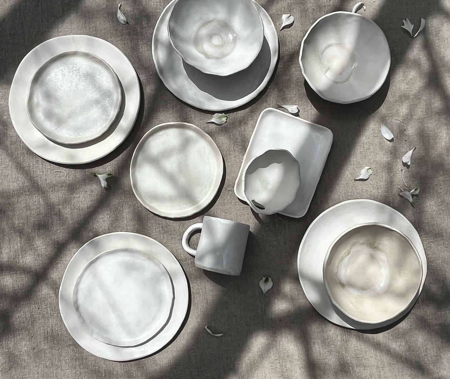 stardust✨ 
 dinnerware 
  collection 

coming soon

:
::
:
::
#ceramics #clay #dinnerware #tablesetting #plates #wabisabi #handmade #tableware #homesweethome #homedecor #michelinstar #jodiefranco #earthneststudio #loveceramic #home #bowl #prop #props