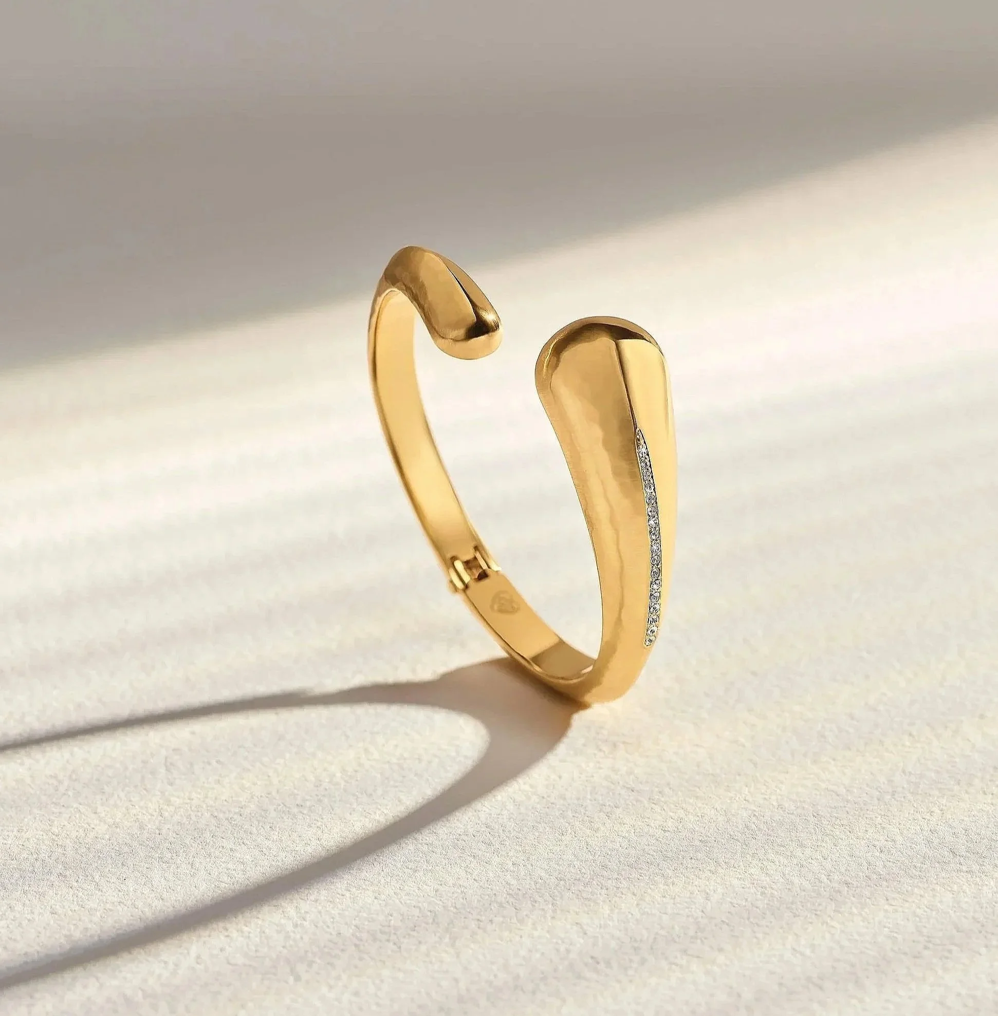 27172%252BNile%252BGold%252BBangle.jpg