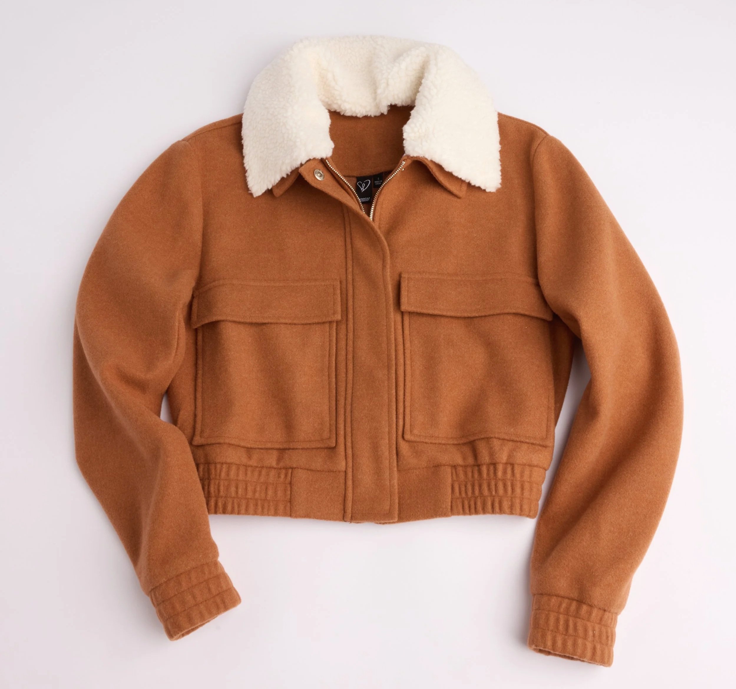 WK42_48_SECTION_3_GIFT_SHOP_JACKET_06201-0500.jpg