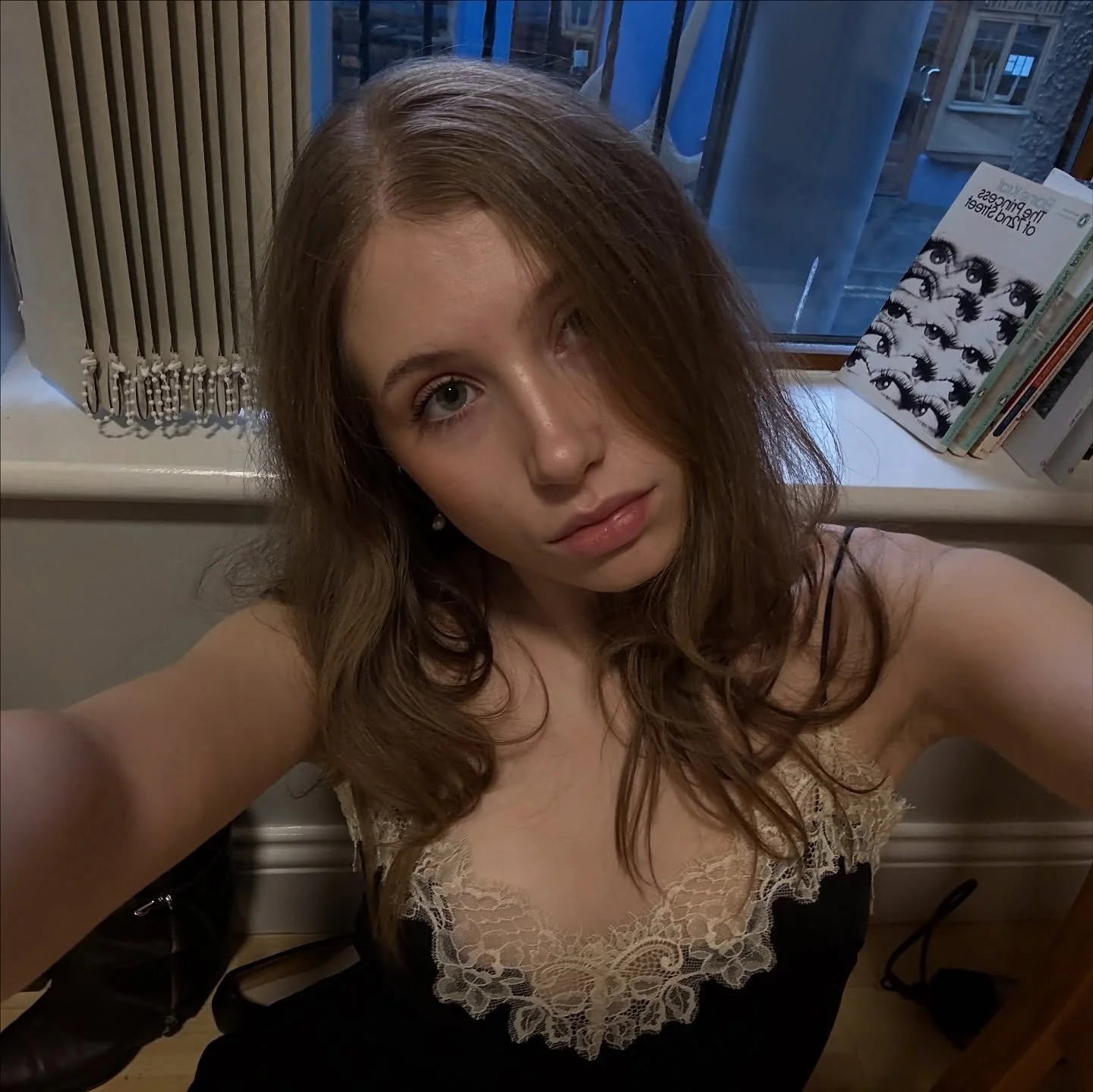 A fall full of tarot, books, poetry, guardian angels and night walks in the graveyard with my dad