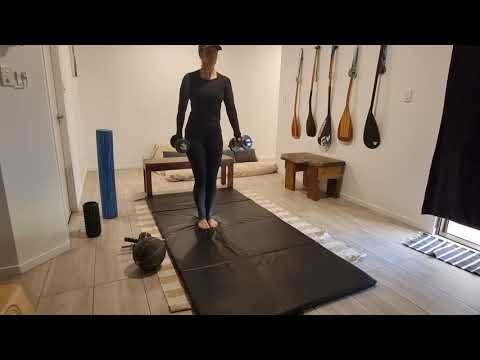 ALTERNATING DUMBBELL FRONT RAISES