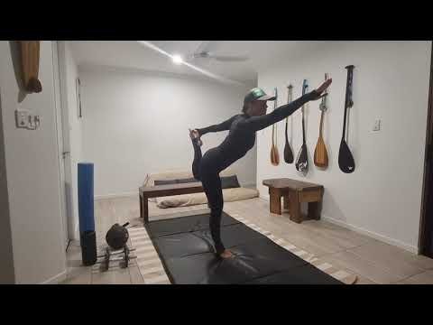 DANCERS BALANCE POSE