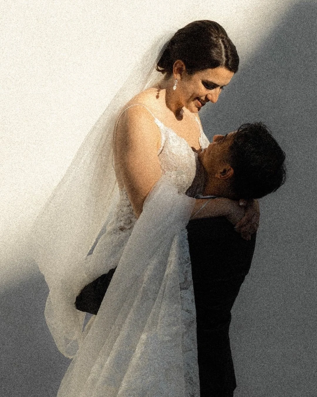 Catherine &amp; Justin. 🤍
___

Bride &amp; Groom - @catherineamorin x @jenrique37 
Principal photographer - @marielou.dion 
Second shooter - @chrystel.bedard 
Videographer - @yohann30 
Venue - @salledespromotions 
Planner - @louvevenementiel 
Design