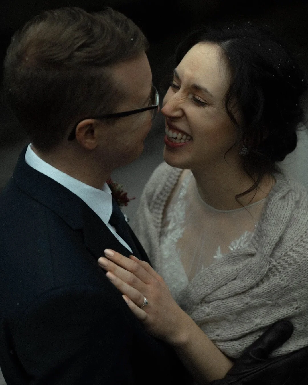 Emily &amp; Grant. 🤍

Grant a grandi sur l&rsquo;&icirc;le de Vancouver et Emily, sur l&rsquo;&icirc;le du Prince-&Eacute;douard. Comme par miracle, ils se sont rencontr&eacute;s apr&egrave;s qu&rsquo;il ait d&eacute;m&eacute;nag&eacute; au Qu&eacut