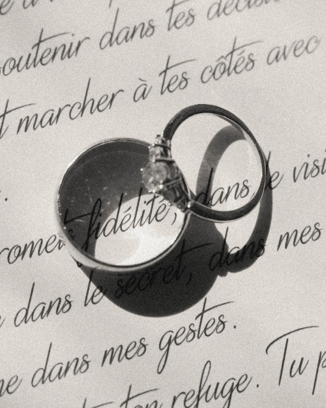 Vos accessoires. 🤍

Voici ce qu&rsquo;il se passe lorsque je pars myst&eacute;rieusement avec tous vos accessoires, d&egrave;s mon arriv&eacute;e, et que je reviens vous voir ensuite, pour photographier votre pr&eacute;paration, du c&ocirc;t&eacute;