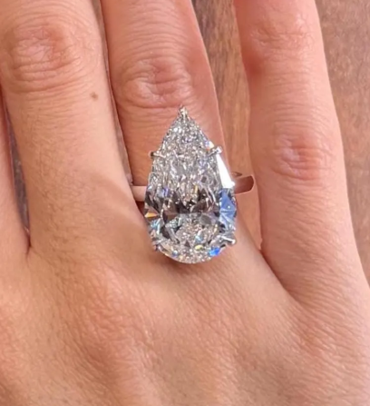 12 CT 14K WHITE GOLD IGI CERTIFIED (SZ 4-9).PNG