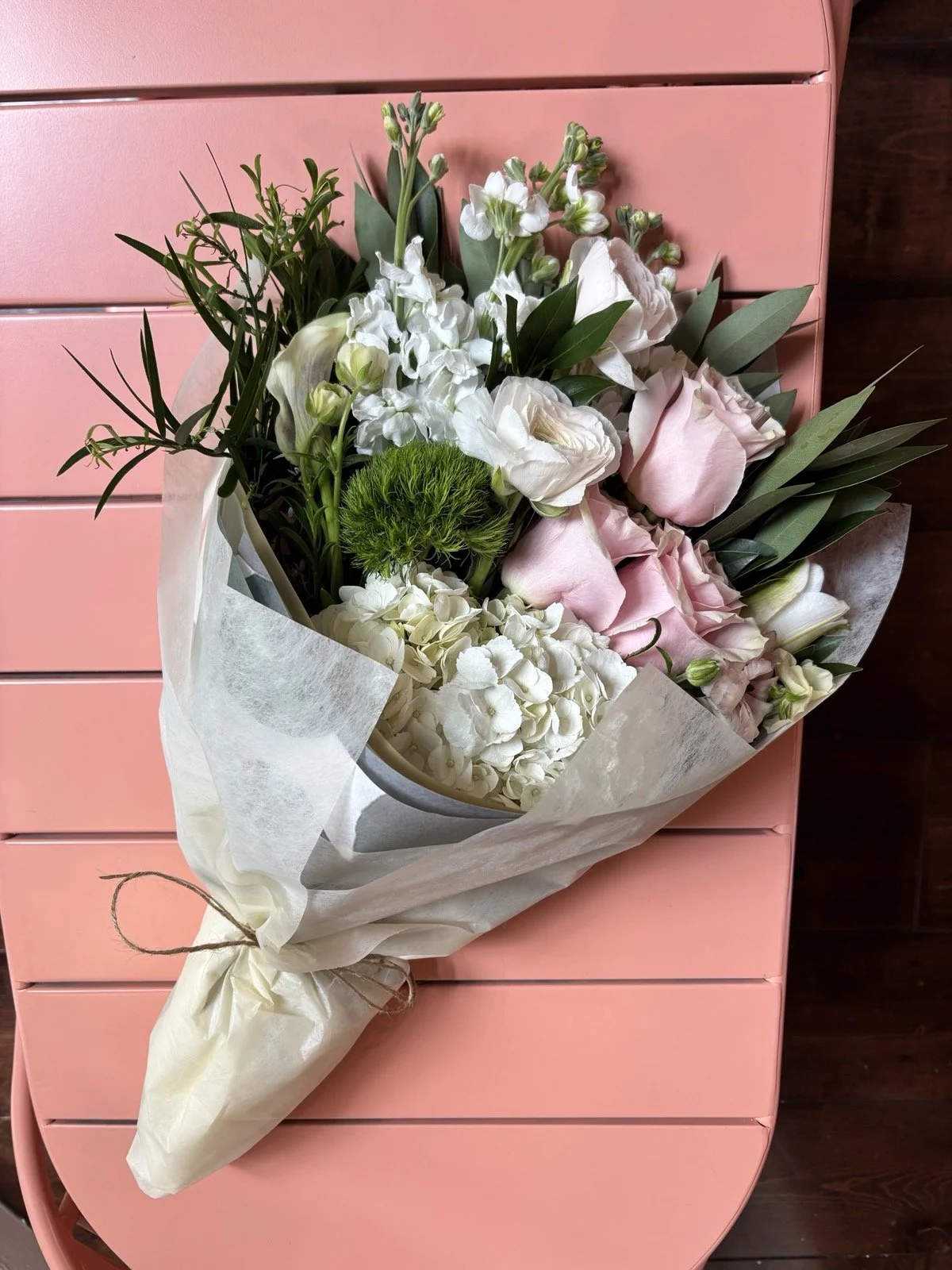 wrapped_bouquet_roses_hydrangea_large