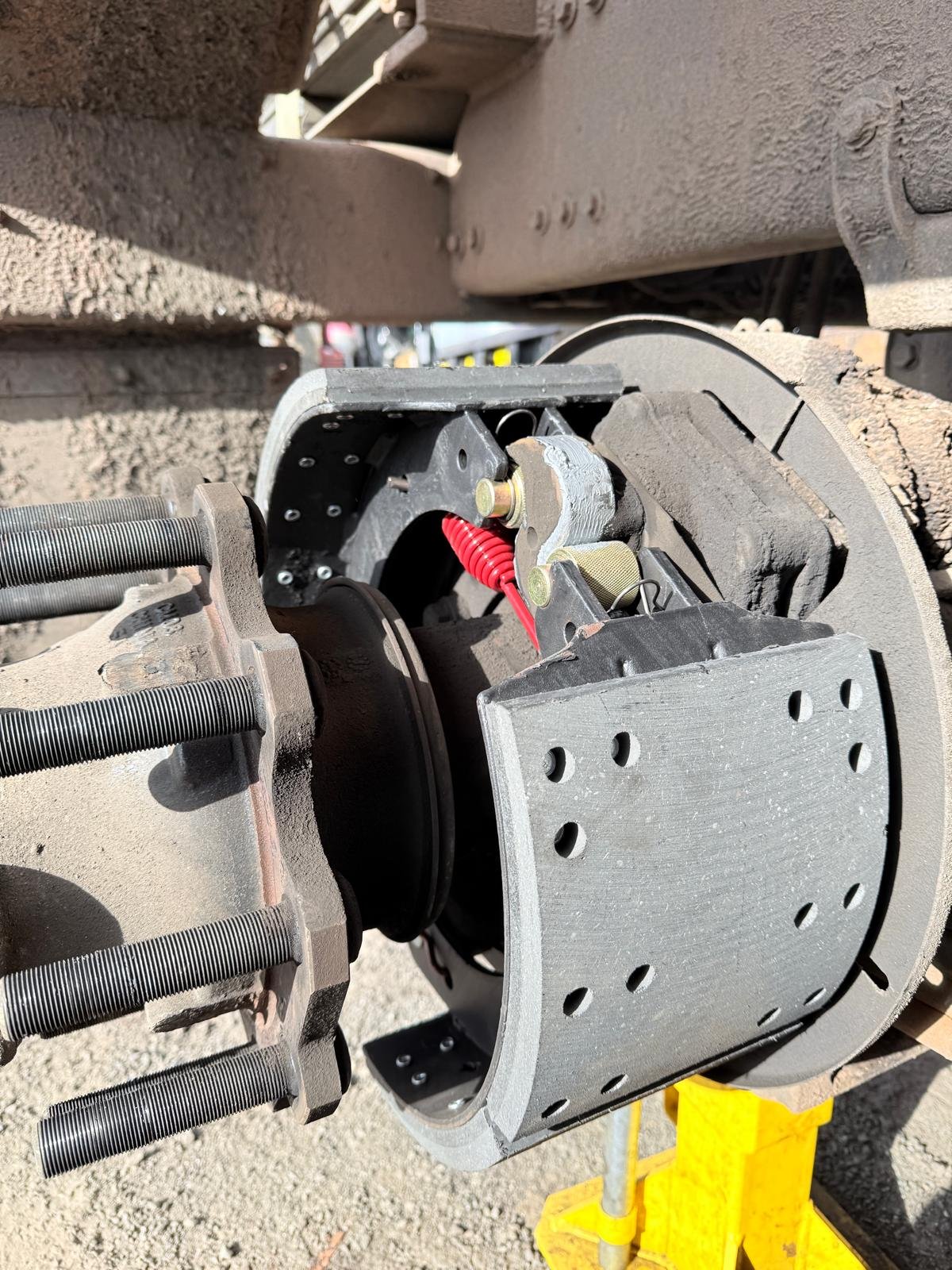 brake shoes replacement