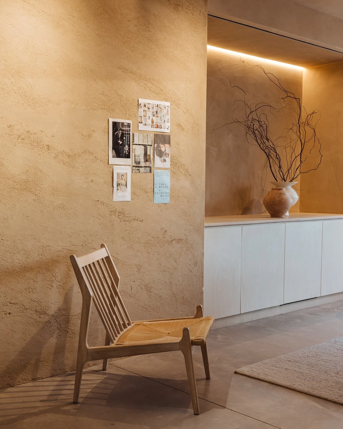 In our natural habitat 💁&zwj;♀️

#marketing #smallbusiness #marketingagency #interiordesign