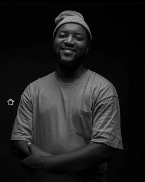 We met in 2011 @ the university of Malawi, chancellor college. Only God knew what that encounter would have to the glory of His name. He goes by the name of @biblicalchizmo , producer at @ House of substance, sound engineer, artist, music genius. He 