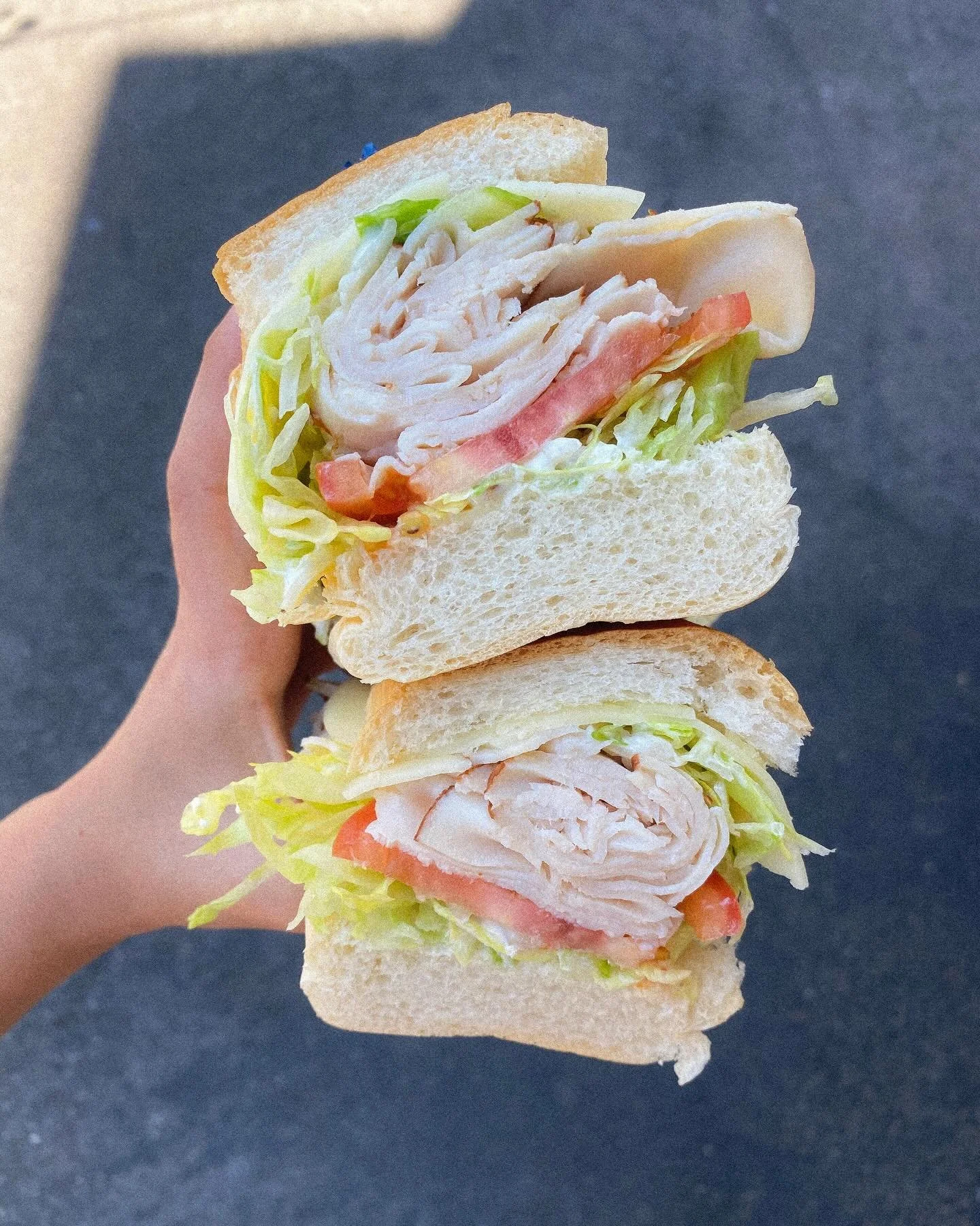 Choose your grinder ➡️ Add your toppings ➡️ Pay $6.
Rinse &amp; repeat 🔄 every Monday &amp; Tuesday 🥪