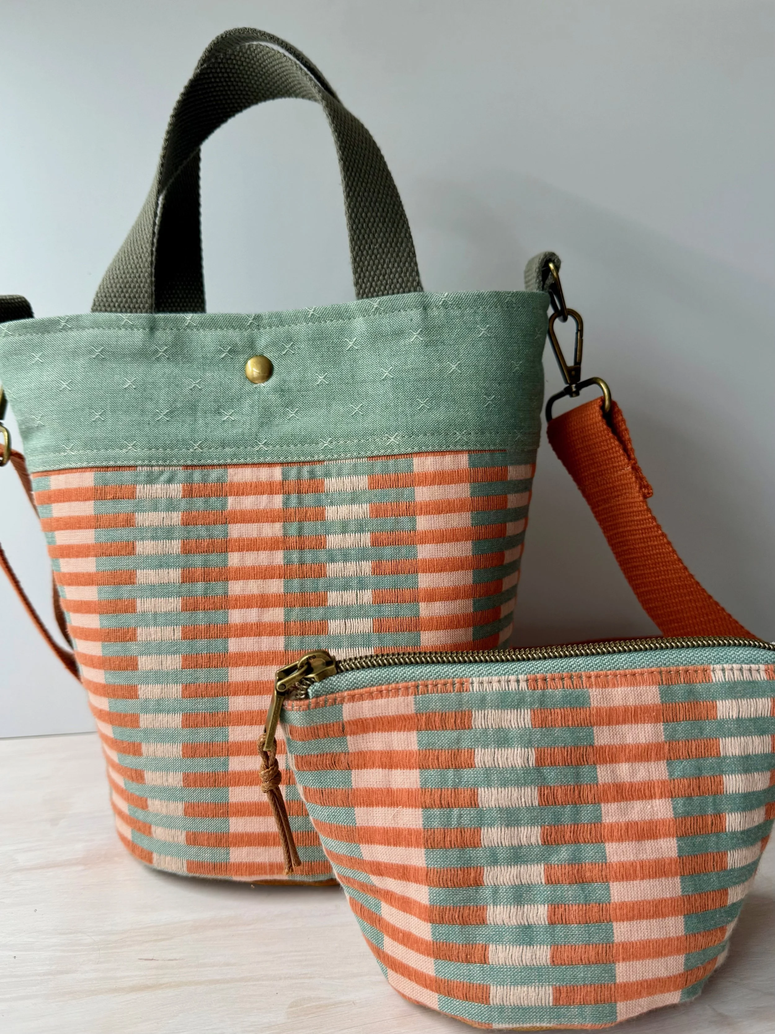 Afordable Art Mini Market