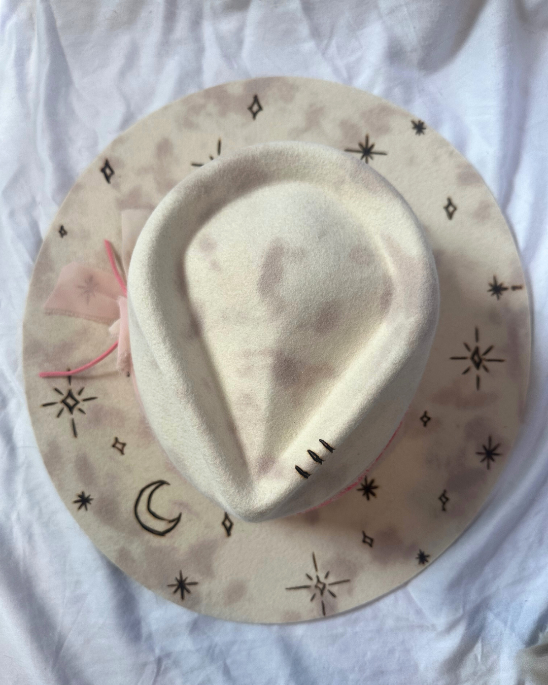stars and moon hat.png