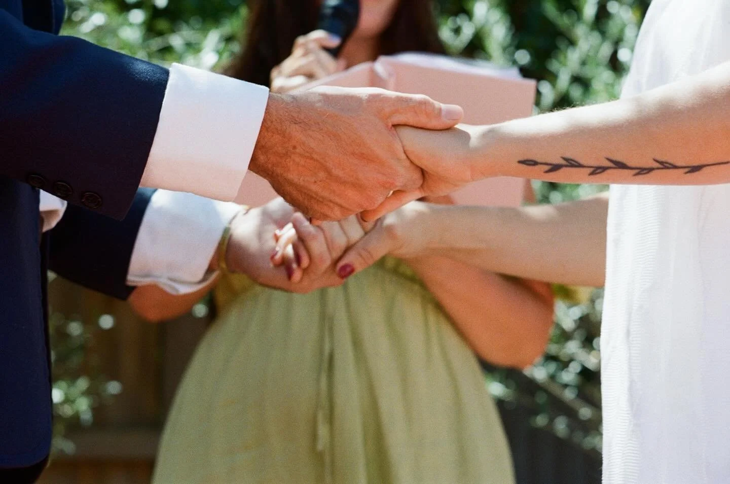 Let&rsquo;s talking wedding day details. It&rsquo;s the tiny jobs that make a ceremony feel seamless, but the small details or logistics that can get lost in the chaos. 

Solution? I&rsquo;m a big fan of delegating. Trust me, people want to help and 