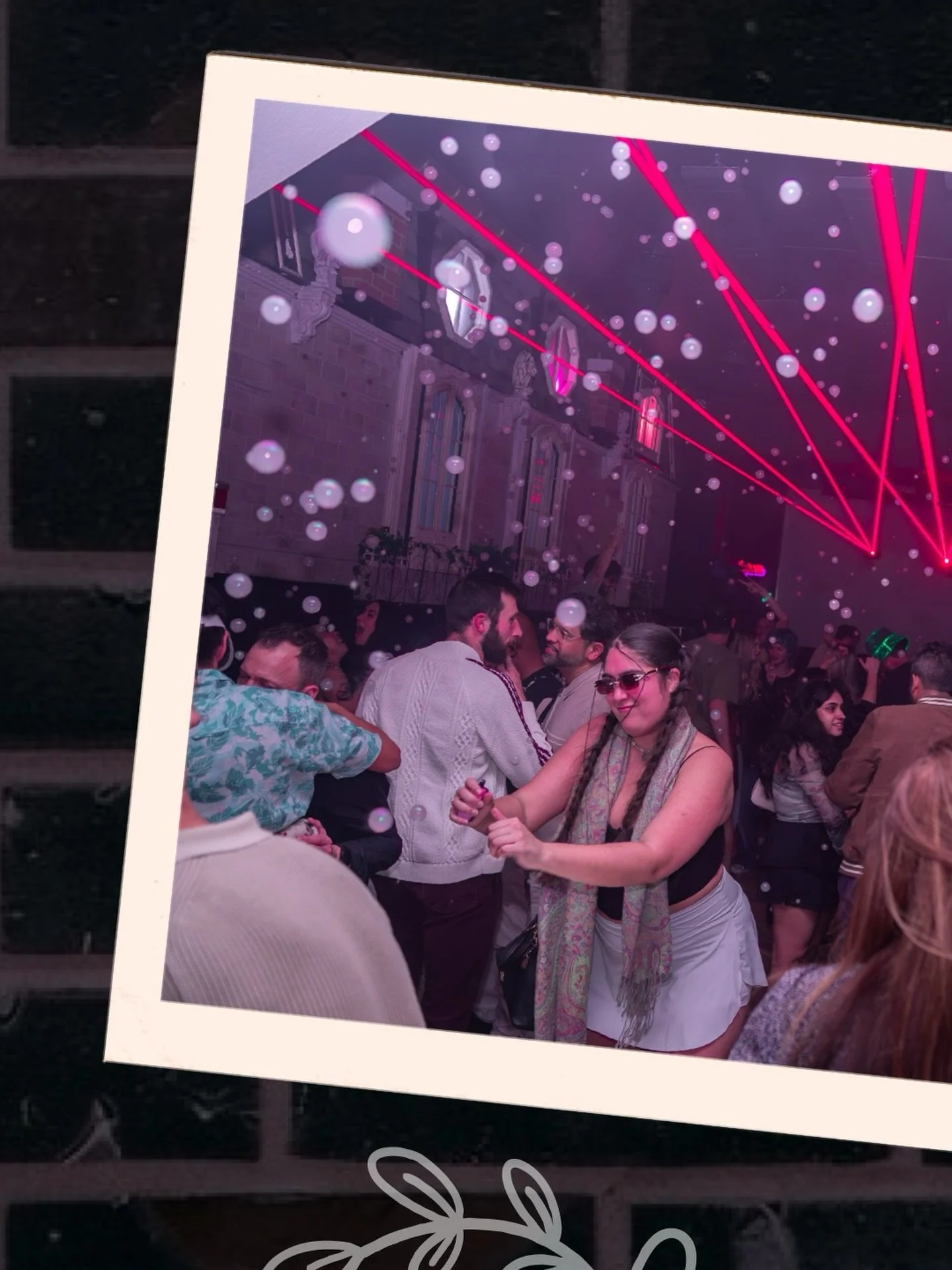 You can feel it in the air&hellip;
The weekend is almost here.

Champagne popping, lasers cutting through the room, and that energy you only get at Paname.

Are you ready for another night you won&rsquo;t forget?

#panamesf #northbeachsf #sanfrancisc
