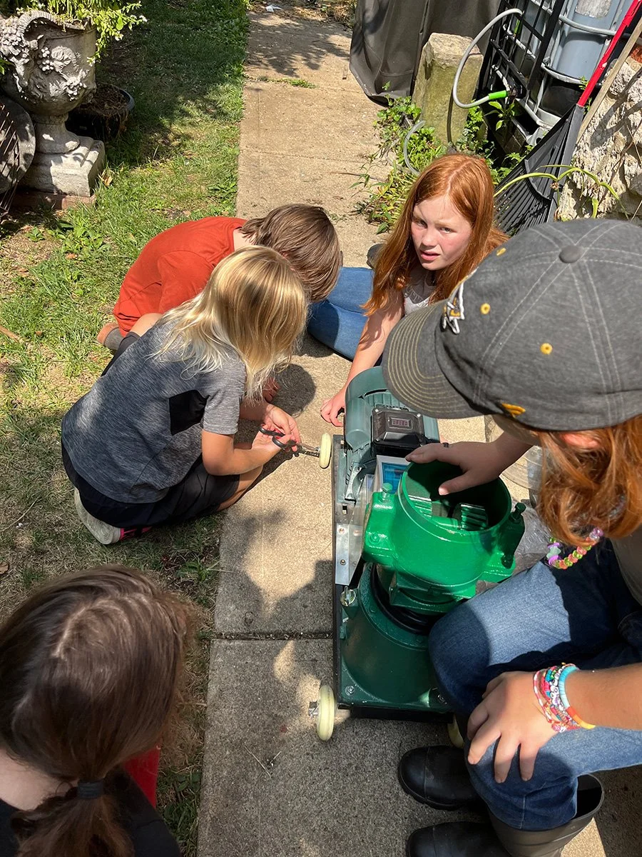 Assembling the pelletizer