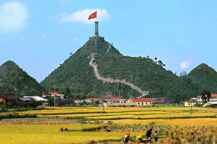 Lung-cu-flag-tower-03.jpg